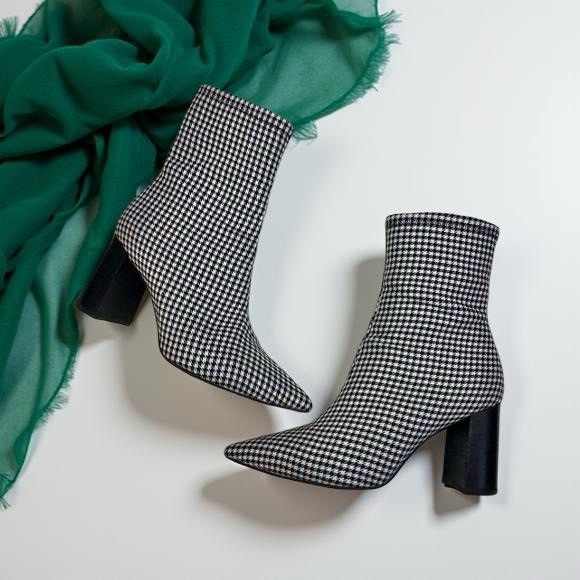 Jeffrey Campbell Shoes - SOLD OUT | Jeffrey Campbell Siren Houndstooth Booties Pointed Toe Block Heel 7.5